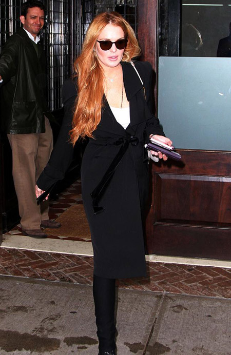 Lindsay Lohan settles battery lawsuit