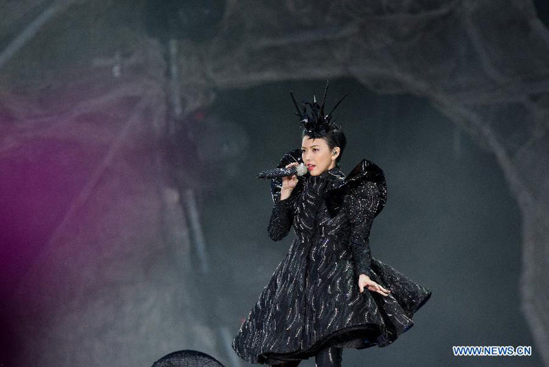 Star Stefanie Sun holds concert in Beijing