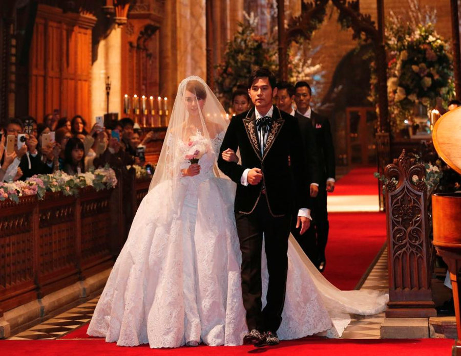 Jay Chou, Hannah Quinlivan get married in UK