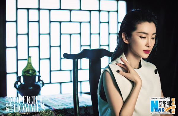 Li Bingbing covers L'OFFICIEL HOMMES