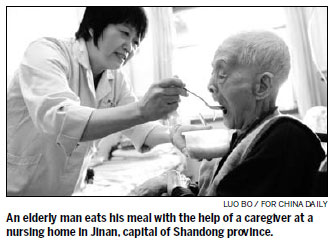 Netizens call for more help for elderly