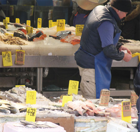 NY Chinatowns' seafood markets source of infection: health dept.
