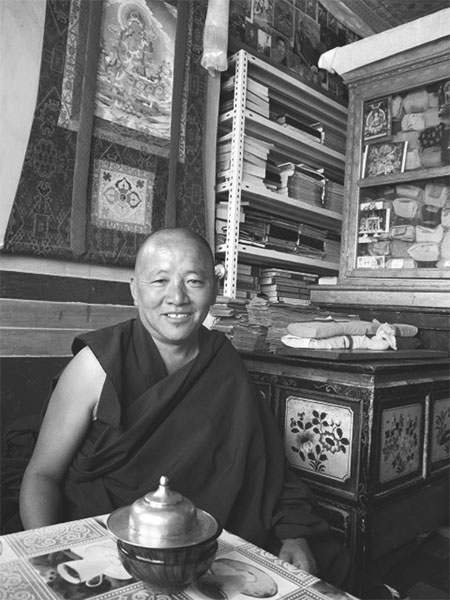 Monk Continues Quest For Knowledge|Tibet|chinadaily.com.cn