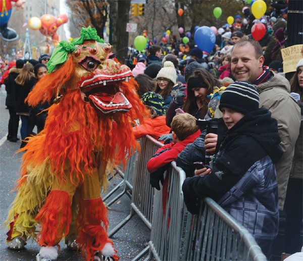 Chinese float gives joy at Macy's parade