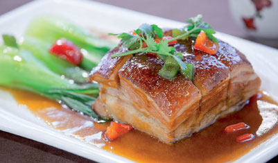 Sichuan cuisine wins food lovers