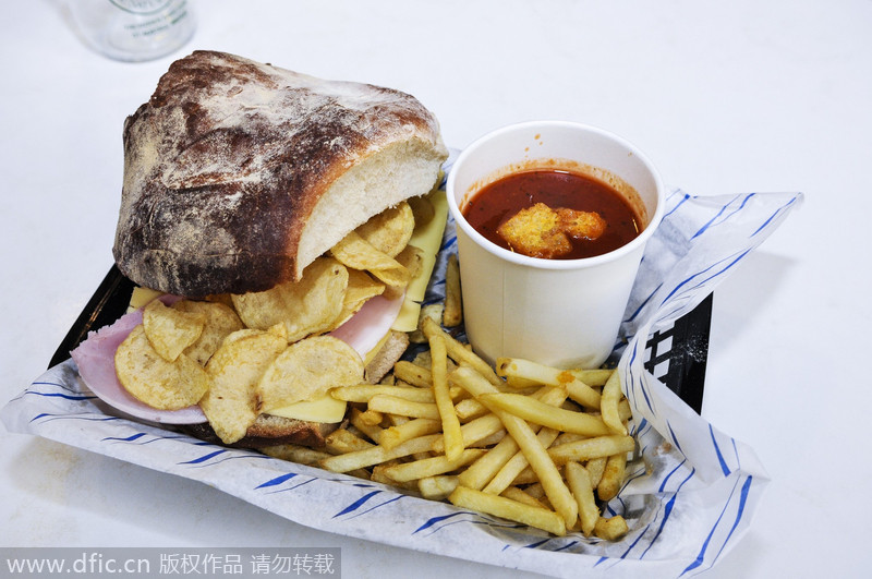 The world's first 'Crisp Sandwich' cafe