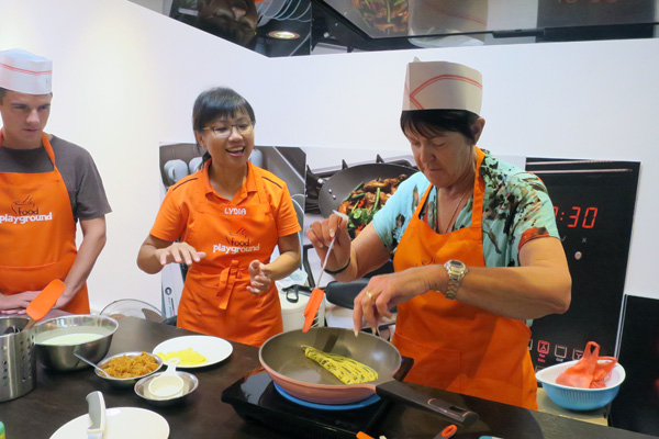 Singapore's cuisine: a cultural melting pot