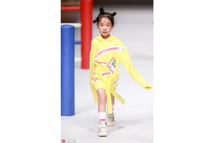 2017 China Fashion Week: Minichoc