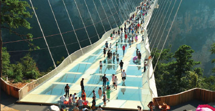 A bridge too clear? Glass half full for Chinese thrill-seekers