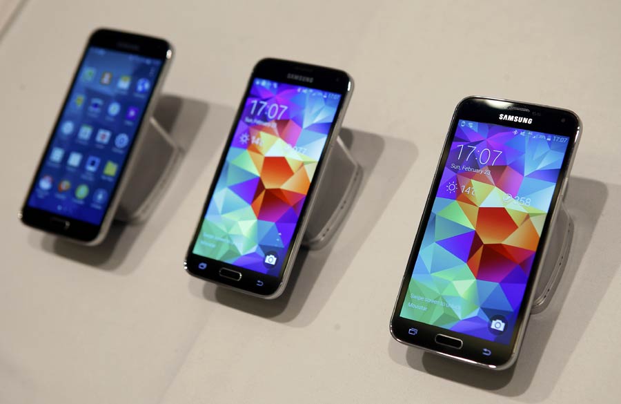 Samsung unveils Gear 2 along with Galaxy S5