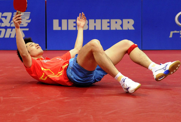 Zhang dethrones Wang to win men's singles in Rotterdam