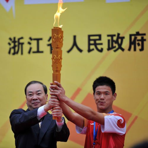 Torch relay for Para Games ends at West Lake