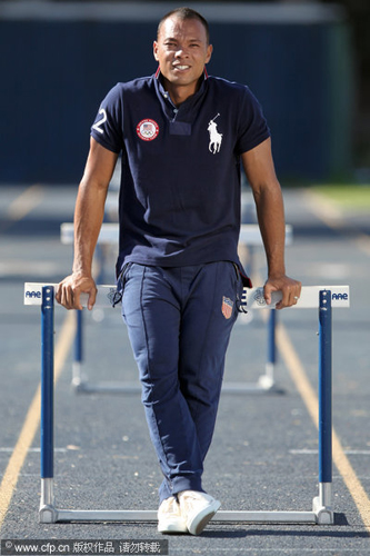 US unveils Olympian uniforms for London Games