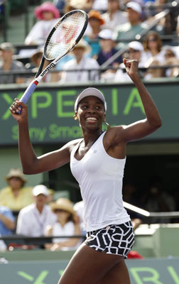 Venus fight backs from brink of defeat