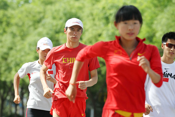 Race-walkers train for London Games in Beijing