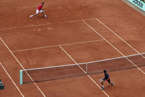 Nadal and Djokovic must return to finish Paris duel