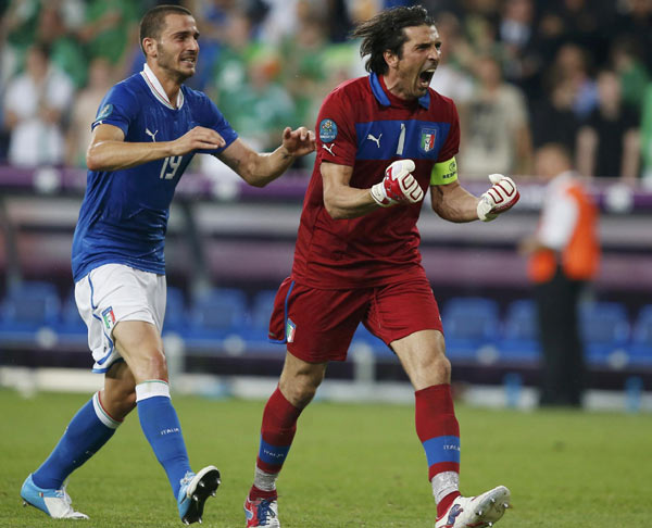 No shocks as Italy, Spain come through