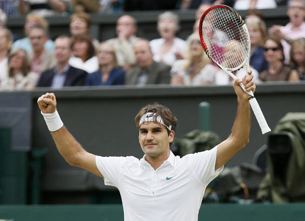 Murray fuels mania with Tsonga win, Federer awaits