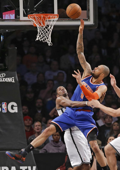 Sizzling Melo lifts Knicks over Nets in Clash of Boroughs II
