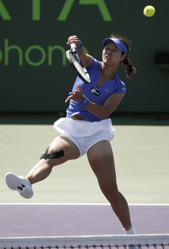 Li Na gets first win after Australian Open injury