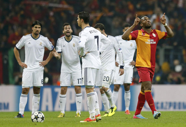 Ronaldo's Real double foils fighting Galatasaray