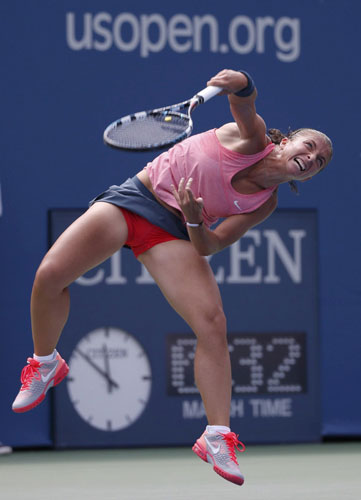 Errani loses to Pennetta at US Open