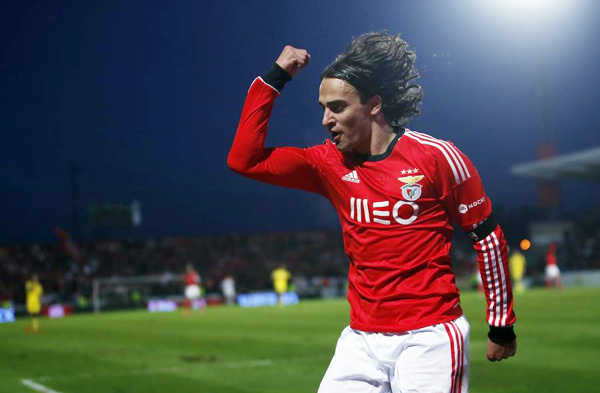Liverpool signs Lazar Markovic from Benfica