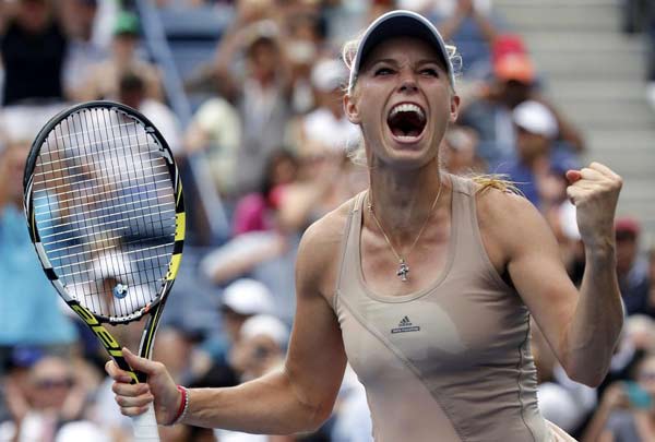 Wozniacki outlasts Sharapova, in US Open quarters