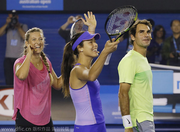 Tennis stars entertain fans with charity event
