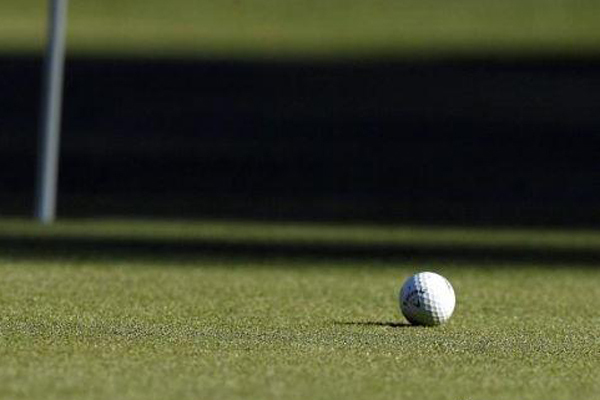 Investors tee up in US golf paradise