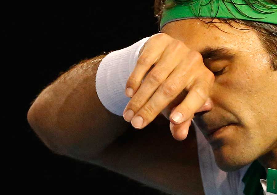 Djokovic puts down Federer fightback to reach final