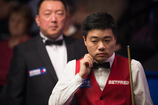 China's Ding edges Gould to reach last 16 at snooker worlds