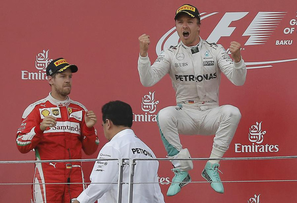 F1 radio ban in focus after Hamilton and Raikkonen rants