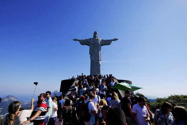 Rio sees 1.17 million tourists during Olympics, zero cases of Zika