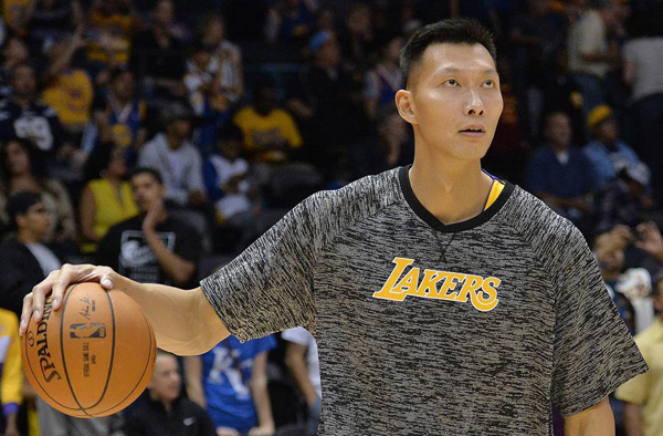 Lakers waives Chinse player Yi Jianlian on his request