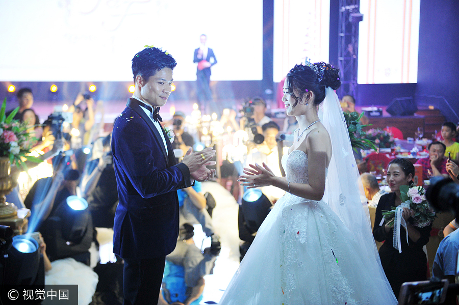 Chinese sprinter Su Bingtian and wife hold wedding ceremony in hometown