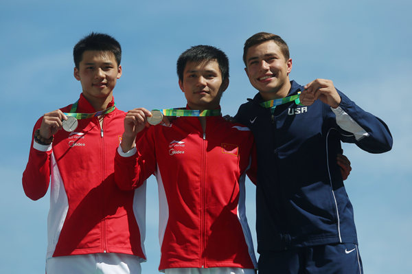 China divers win again