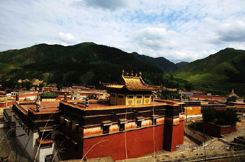 Labuleng Buddhist Monastery