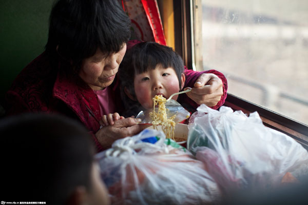Classic food Chinese eat on long-distance trains