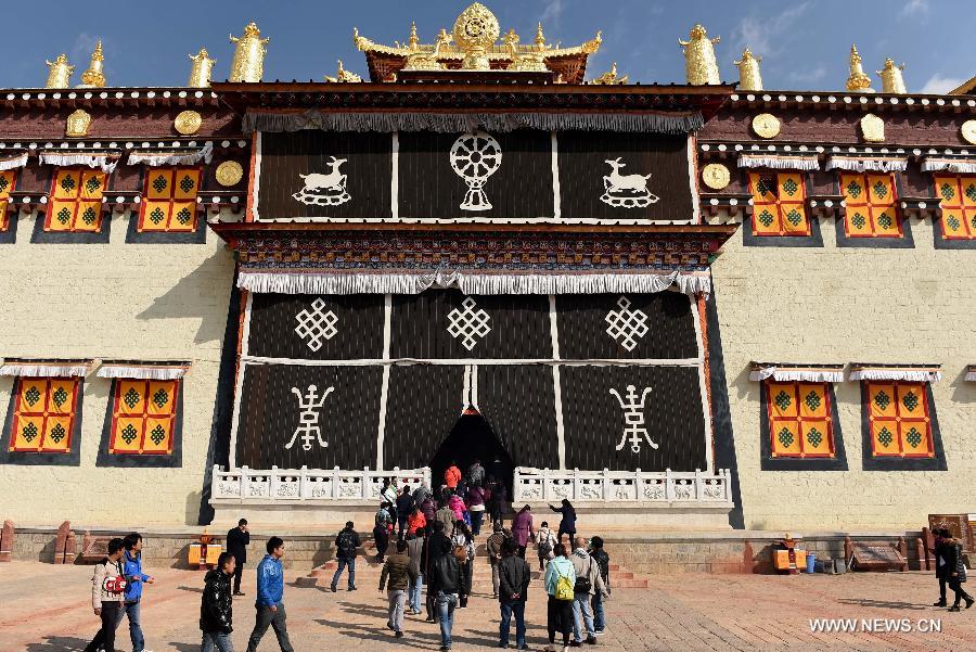 Ganden Sumtseling Monastery in Shangri-la
