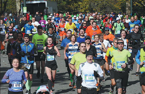 Tourists running to marathon destinations