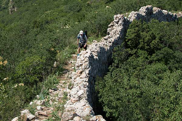 Chenjiapu Valley's rugged wall exeeds expectations