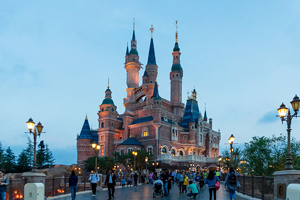 Shanghai Disneyland to unveil exclusive seasonal passes