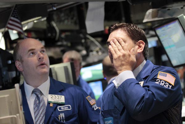Dow falls 512 in steepest decline since 2008