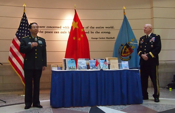 Chinese general presents gifts