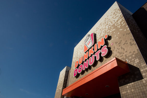 Dunkin' Donuts to open 1,400 outlets in China