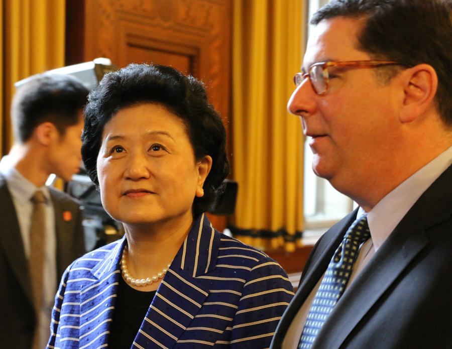 Liu Yandong meets Pittsburgh mayor