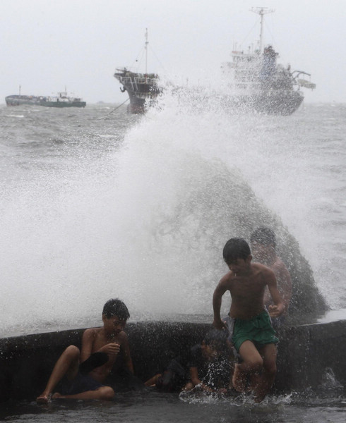 Tropical storm Aere kills 13 in Philippines