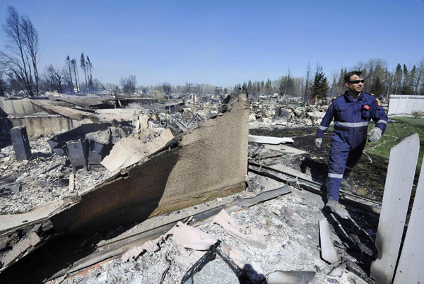 Canada town devastated by wildfires