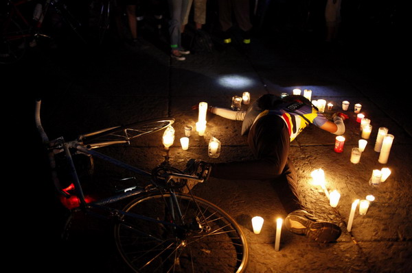 Mexico cycling tour mourns for dead bikers